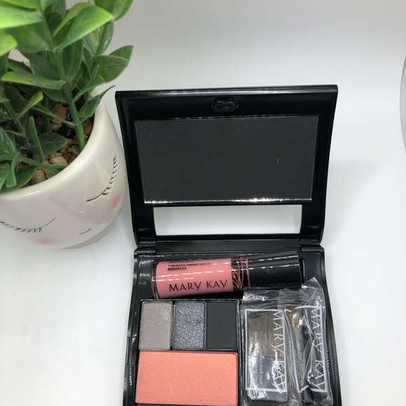 Mary Kay Eye & Cheek Color Bundle (Pink Parfait) - Picture 2 of 10